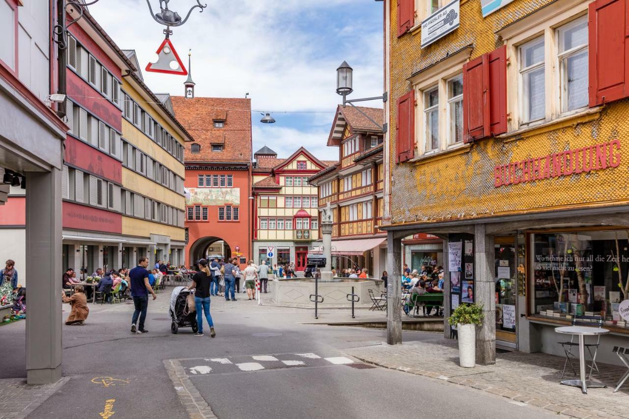 Neuhof Gaeste-& Schokohaus Bed and Breakfast Appenzell Exterior foto